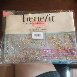 Benefit makeup pouch